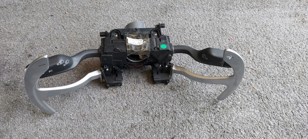 фото №1, Alfa romeo giulia переключатель лепестки переключения руля