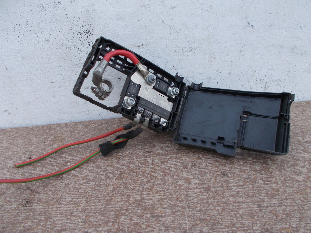 фото №1, Opel meriva b 09-17 13354390 клемма плюсовая