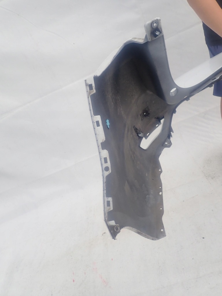 Купити Renault megane iv універсал 16- бампер задні задній 6pdc