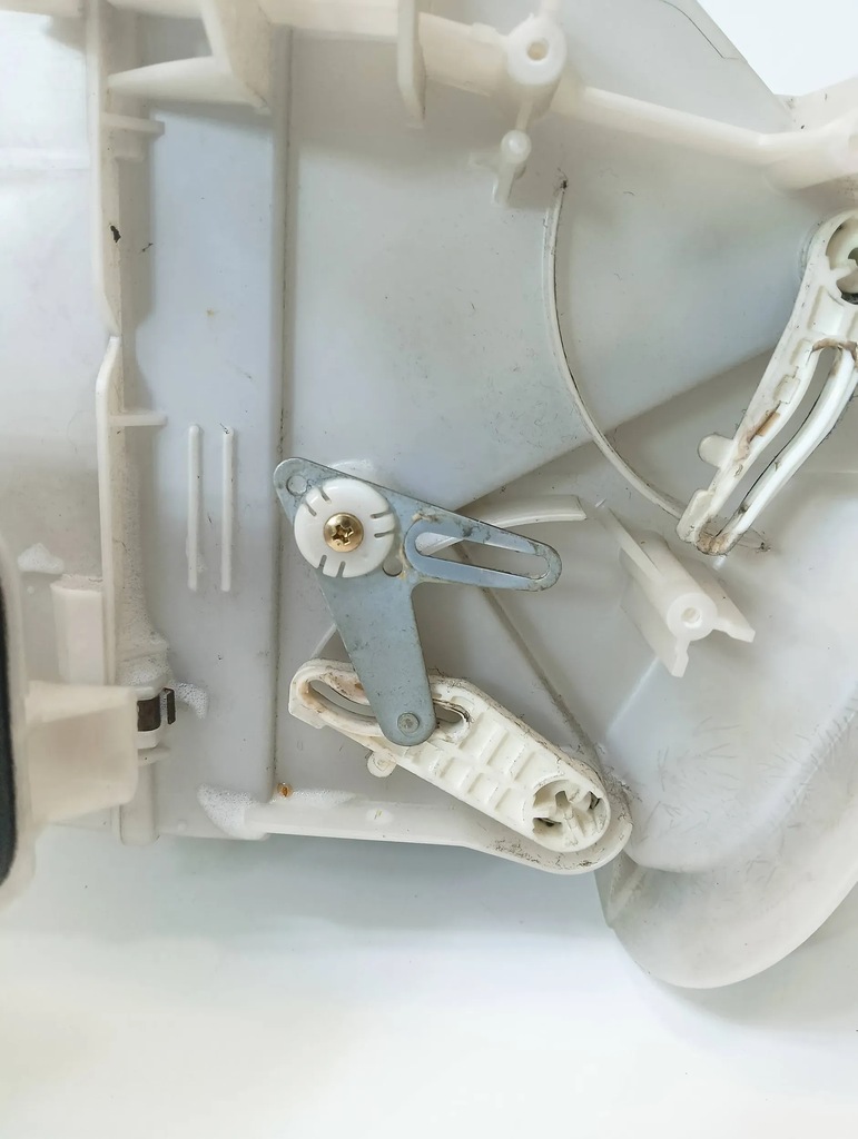 фото №7, Lexus ls 430 2004 воздуходувка корпус вентилятор обдув rhd отопителя