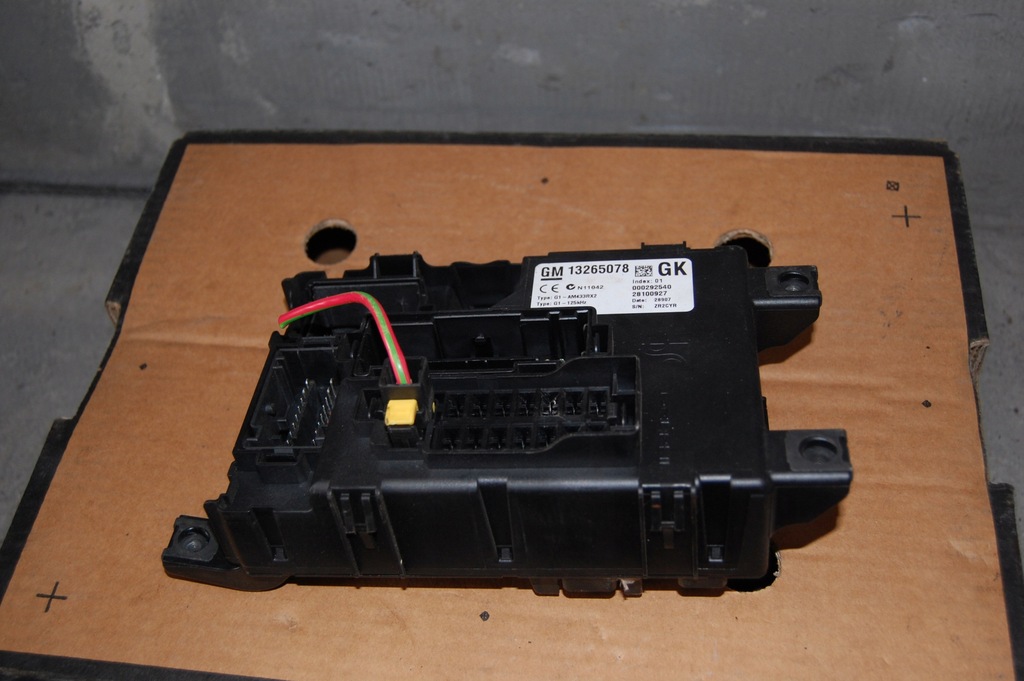 фото №1, Коробка предохранителей bsi opel corsa d 13265078