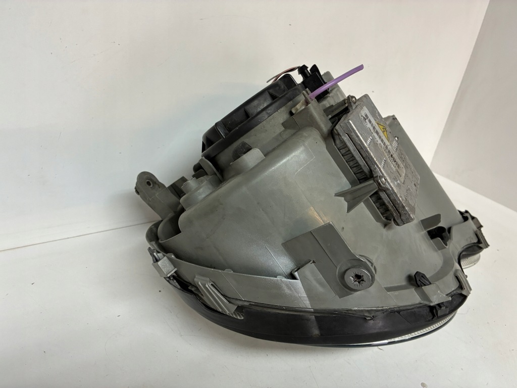 Купить Mercedes w203 рестайлинг  ксенон лампа перед передняя левая европа 130732907202