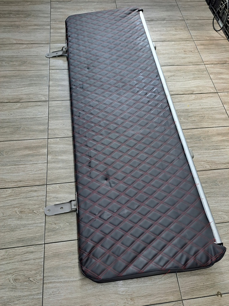 фото №7, Кровать нижние + верхний матрас лежак volvo fh 12 13