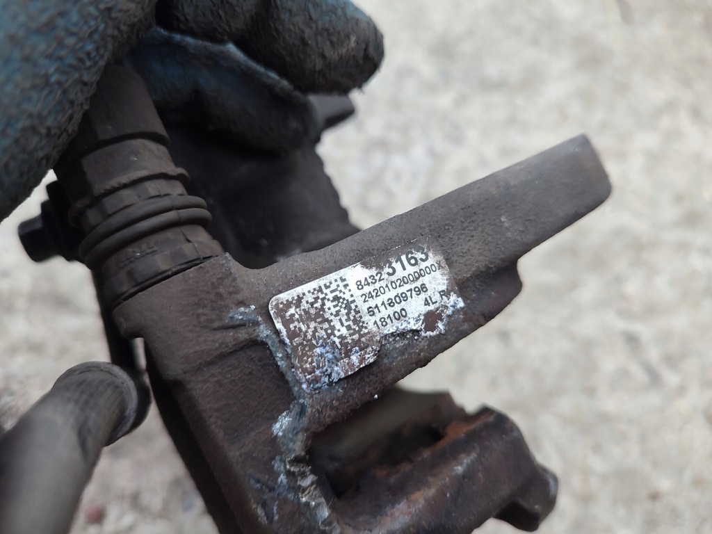 фото №11, Супорт гальмівний задній задня правий електричний opel insignia b 17r 84323163