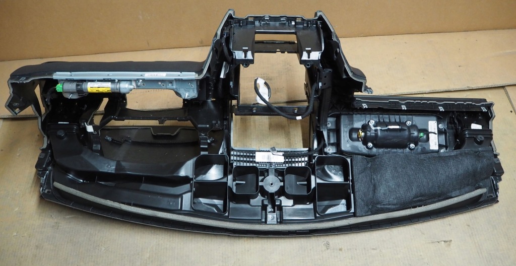 Приборная панель приборная air bag mercedes c-klasa w204 Цена