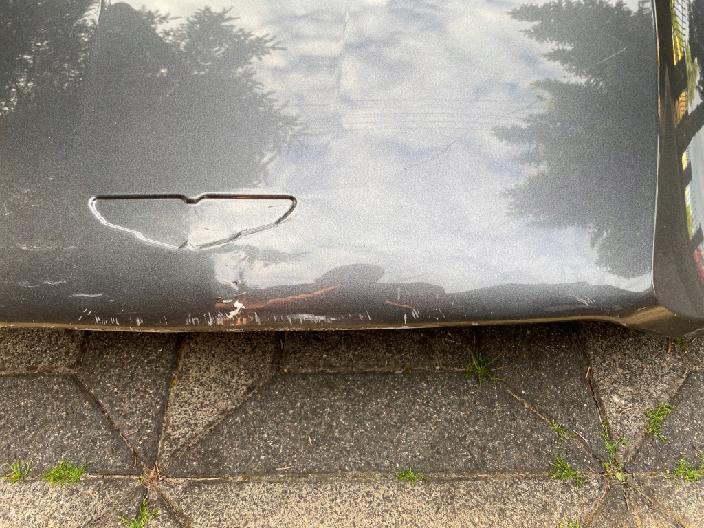 фото №2, Aston martin db11 v8 капот перед