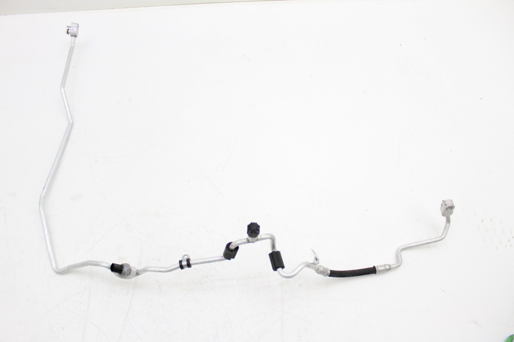 фото №1, Bmw x1 f48 шланг кондиционера 9209724-08