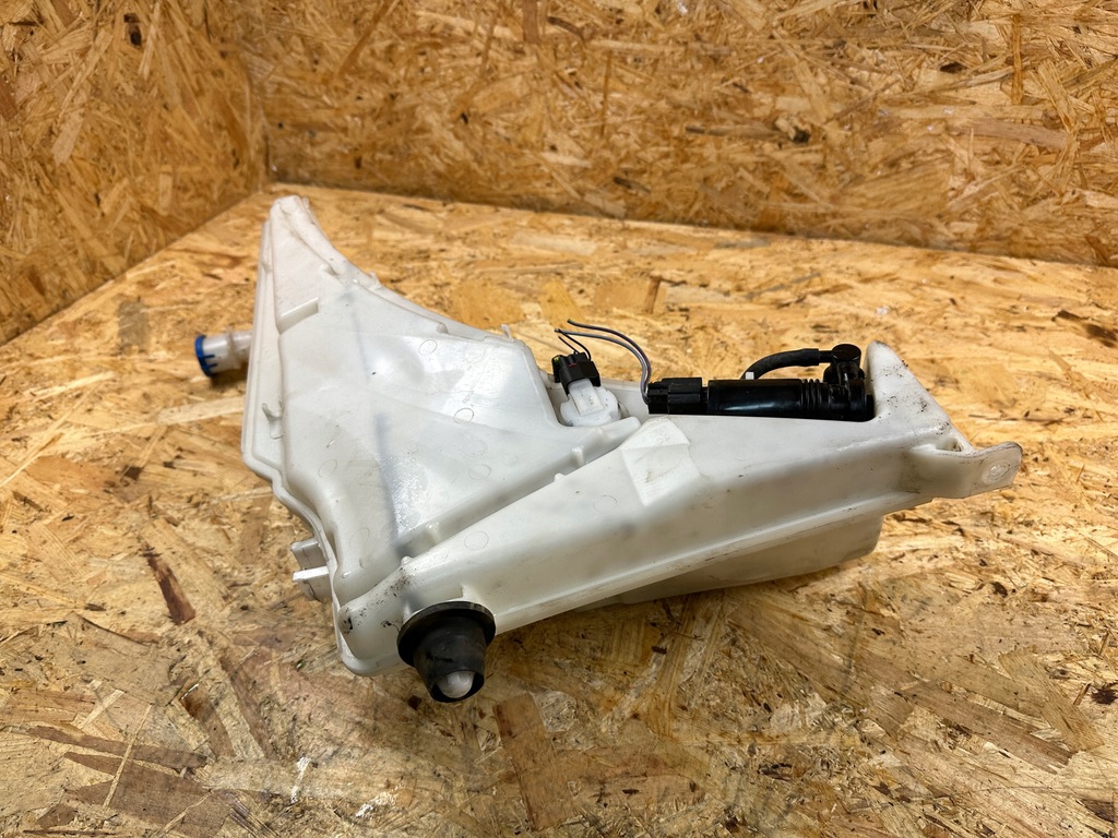 фото №7, Бак омивача помпа land rover v hy3217b613ac