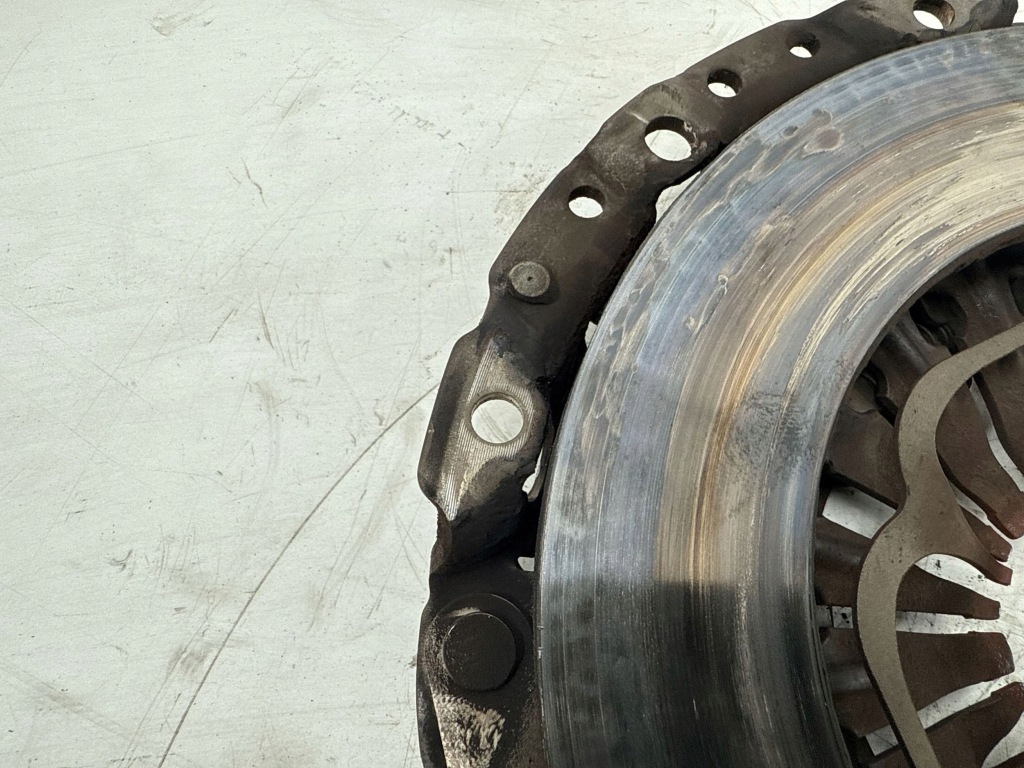 Прижим сцепления bmw 3 e46 с Разборки