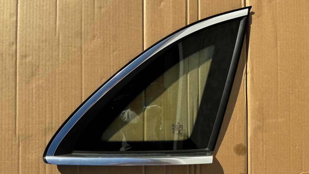 фото №1, Mercedes b klasa w247 nowa скло правий задня кузовна оригінальний номер 2022