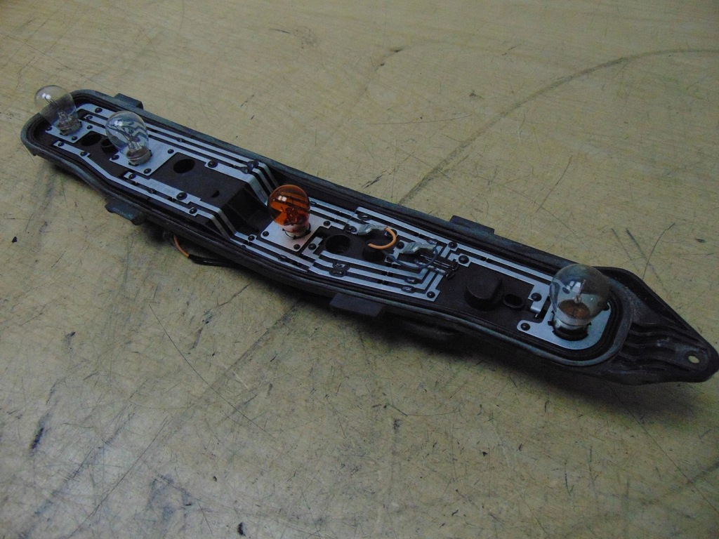 фото №10, Вкладыш лампы задняя правый opel combo d 20370751