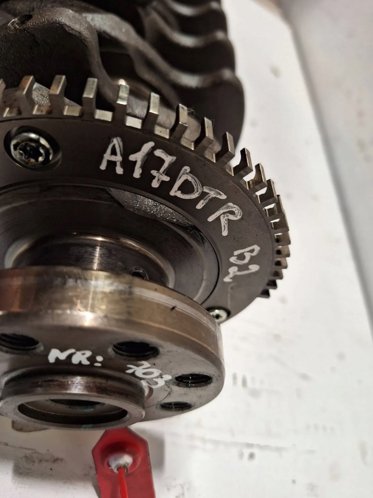 Wał колінчастий a17dtr opel astra j zafira b 1.7 cdti 09- номінал в Україні