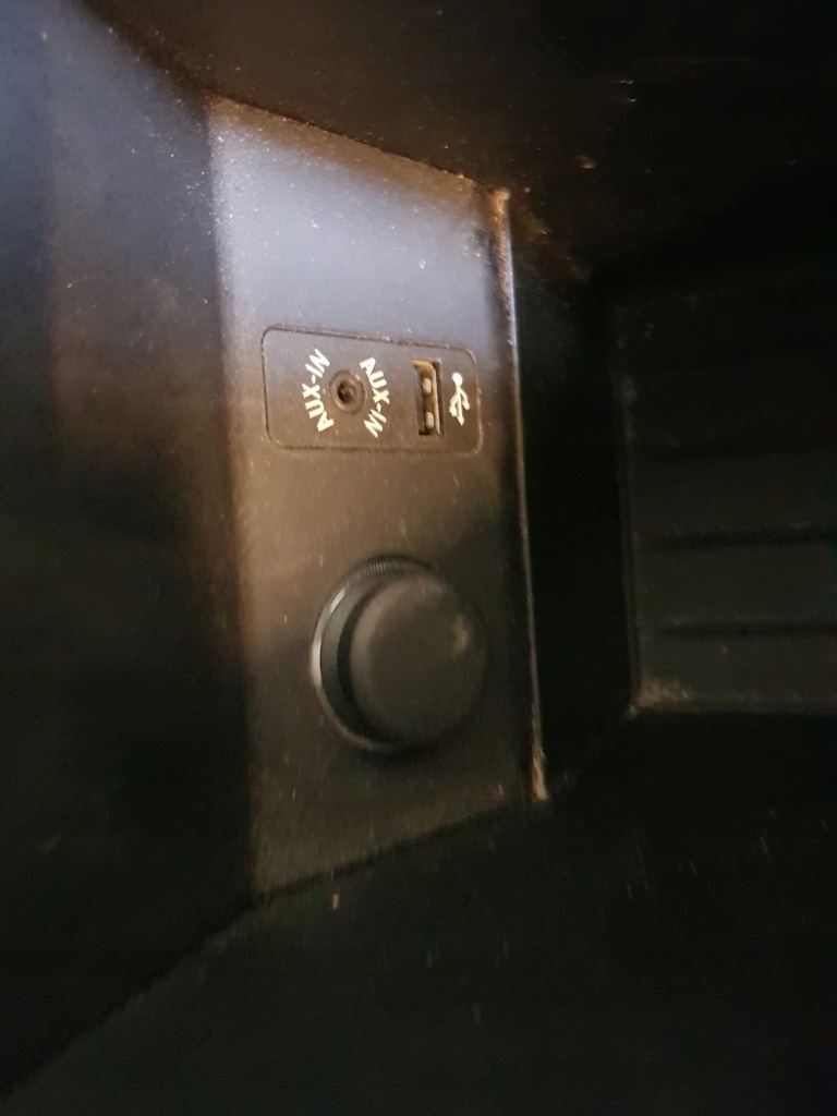 фото №7, Bmw i3 kompletny туннель средний