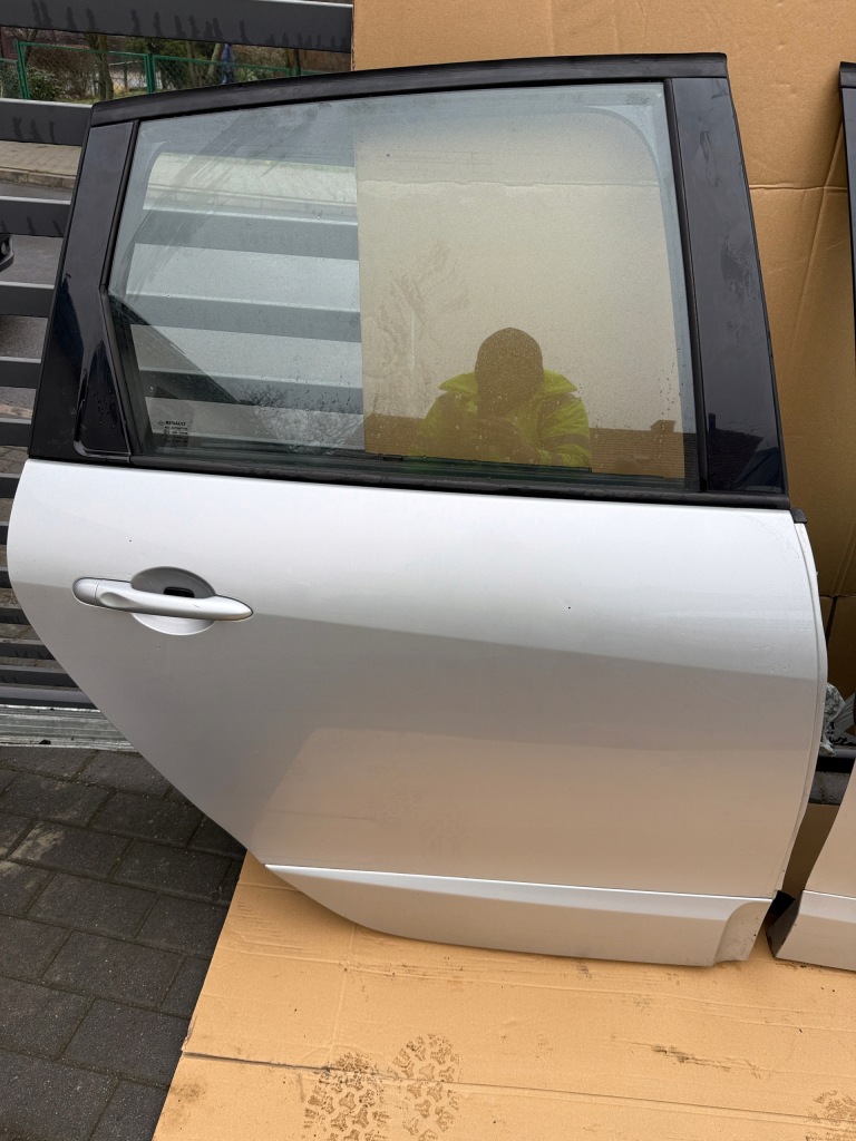 фото №8, Дверь правое перед+ задняя renault scenic iii lift 09-16r ted69 ori oem