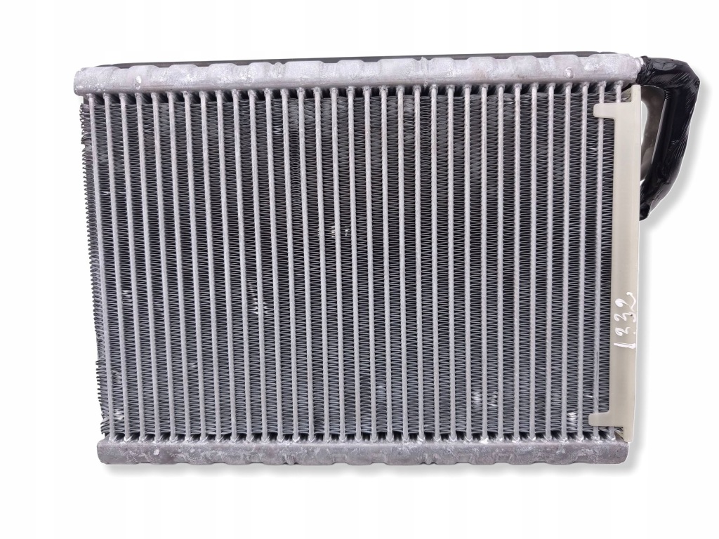 Audi a6 s6 c8 4k 2024 испаритель кондиционера py125001 Недорого