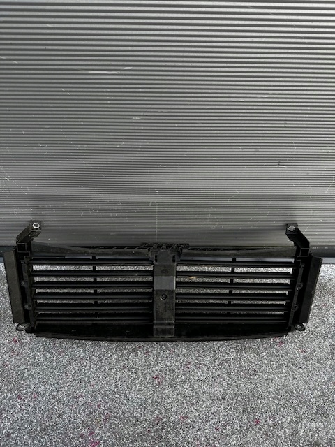 фото №1, Шторка воздуховод воздуха жалюзи opel vivaro renault traffic