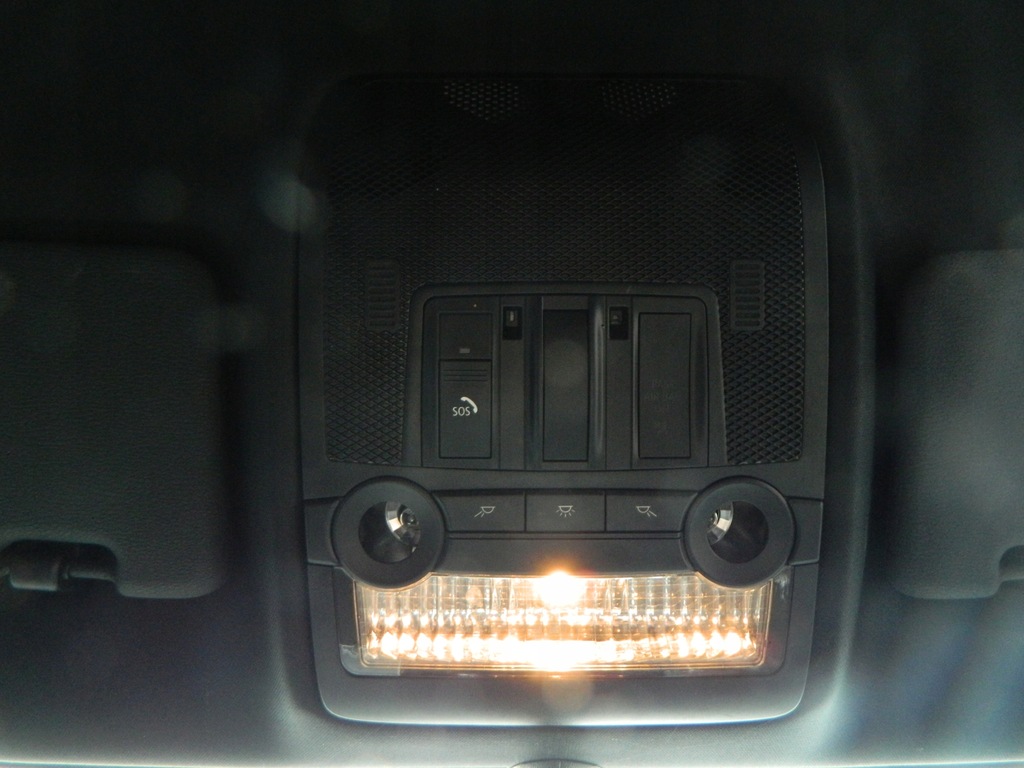 фото №1, Bmw x6 e71 лампа потолочный освещение кабины