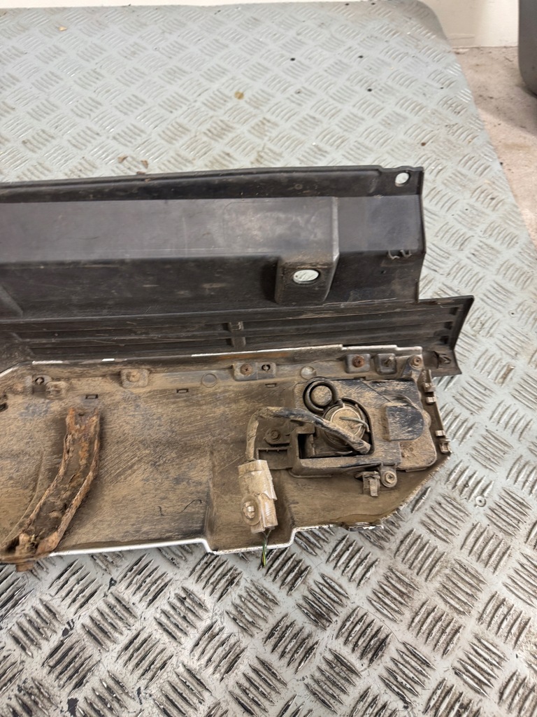 фото №10, Бампер задня задній mitsubishi pajero iv 4 07-r