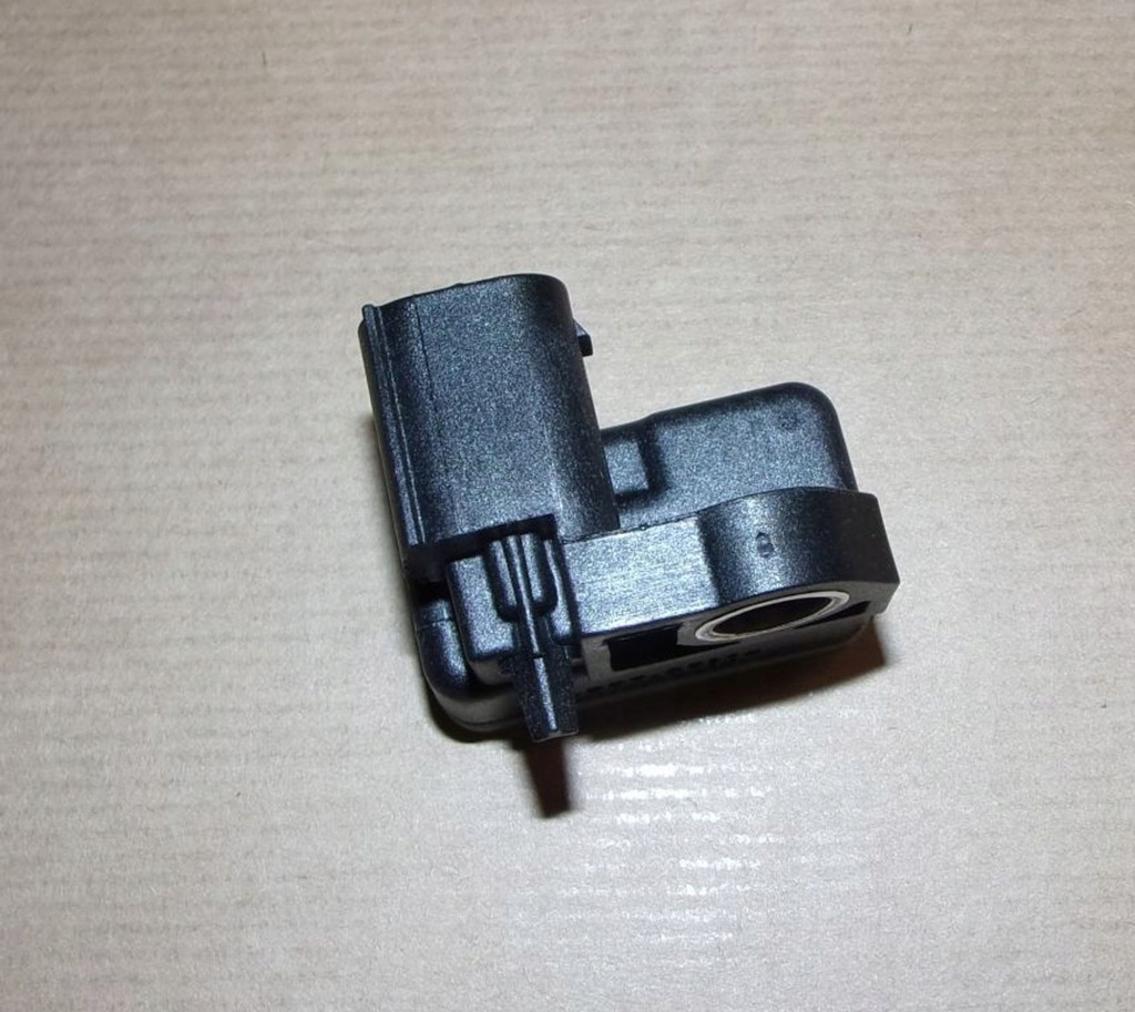 фото №2, Датчик подушки безопасности предохранитель. r megane iv