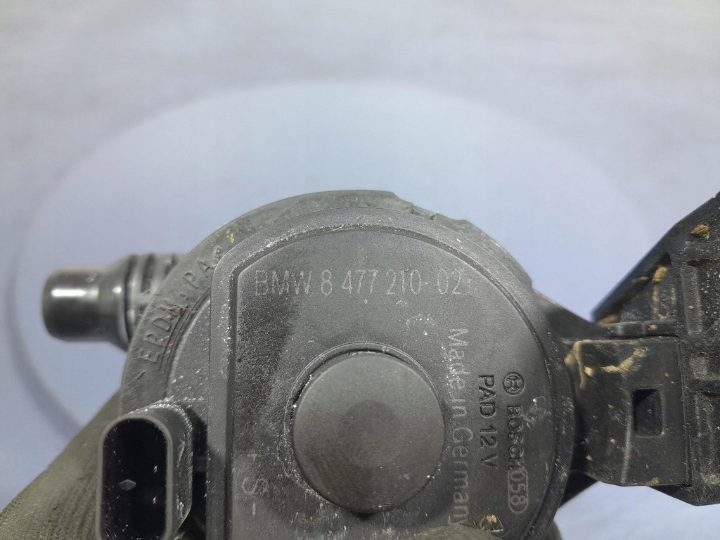 Bmw x5 g05 lci 3.0d 340 km додаткова насос води 8477210 в Україні