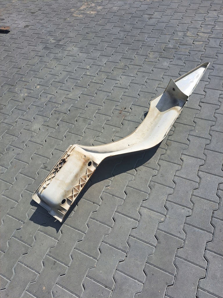 фото №4, Підніжка ліва volvo fl renault midlum 19,5 колеса