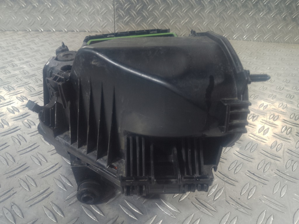 фото №5, Mercedes gle w167 19- корпус фильтра воздуха 2.0 cdi a6540900001