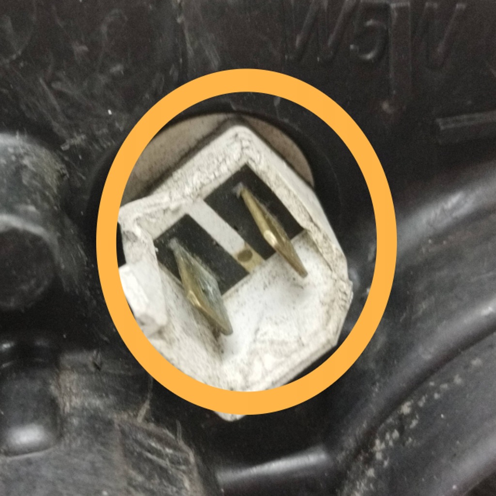 фото №8, 2002 nissan almera n16 лампа передняя 26060bn011