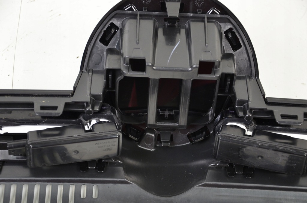 фото №8, Vw golf viii 8 решётка радиатора решётка радиатора радар led 5h0853651s