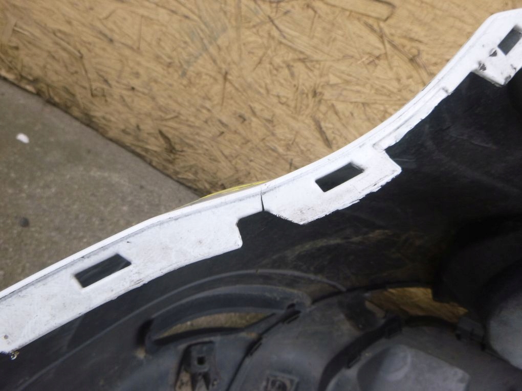 фото №9, Dacia оригінальний номер 850222027r бампер