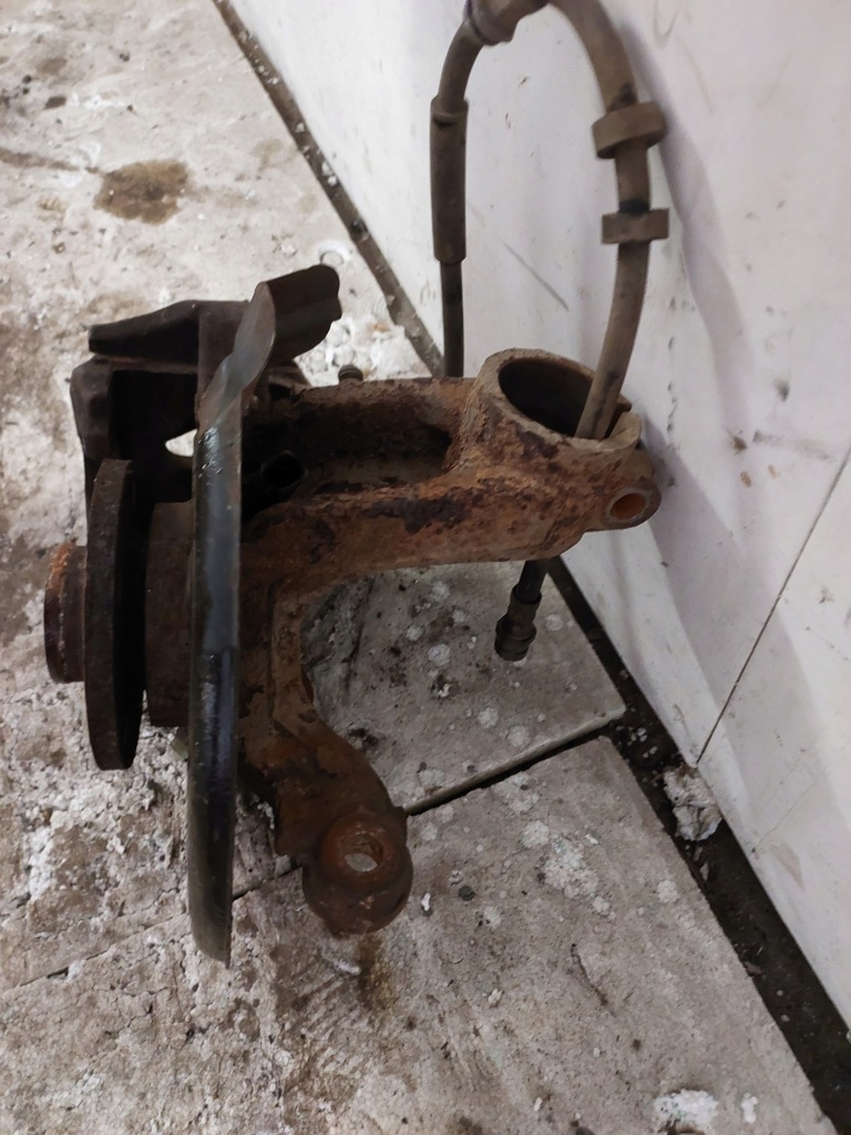 фото №4, Поворотний кулак ліва seat ibiza iv