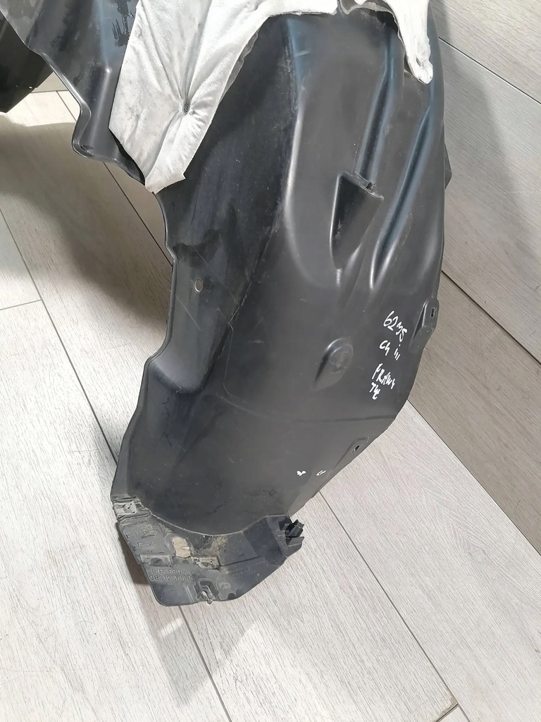 фото №8, Citroen c4 iii підкрилок правий задня 9831256680