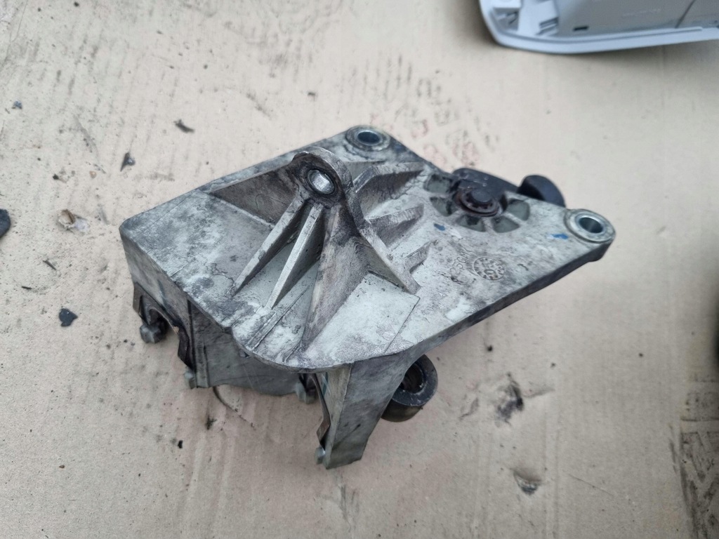 фото №7, Кронштейн тросов переключения передач citroen peugeot 9659241380