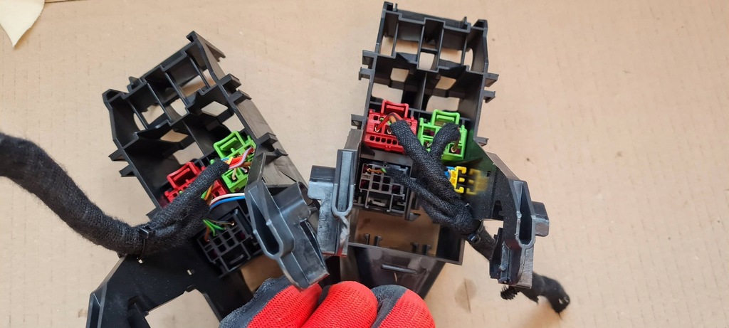 фото №9, Sq8 4m rsq8 q8 штекер разъёмы сидений электрический подогрев 4m0937545 sq7 q7