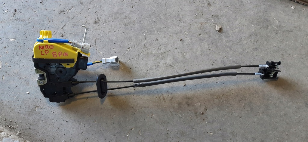 фото №1, Kia niro 16-21 замок дверь левый перед eu 8pin