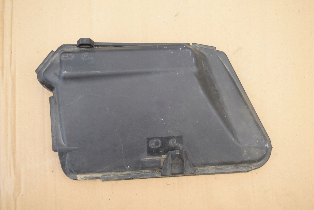 Купити Mercedes w211 w219 кришка коробка запобіжників 2115400682
