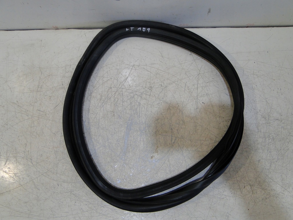 фото №4, Alfa romeo 159 прокладка дверь левый задняя kombi