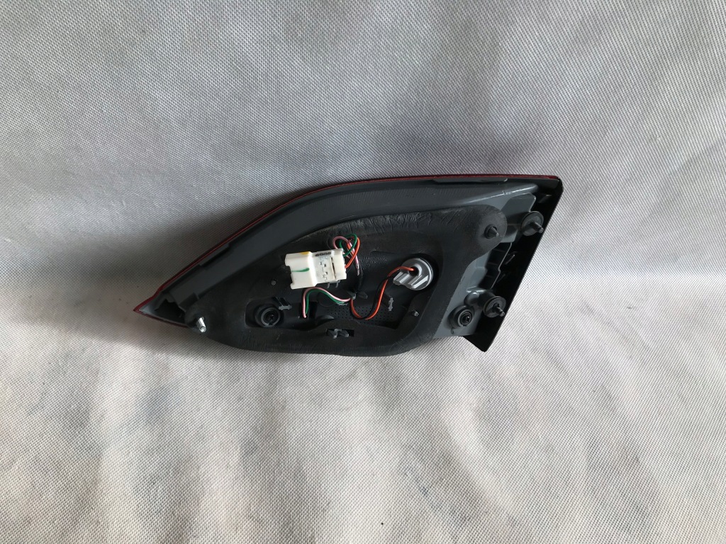 фото №4, Hyundai i30 ii kombi 15-17 lift лампа задня ліва led внутрішня eu