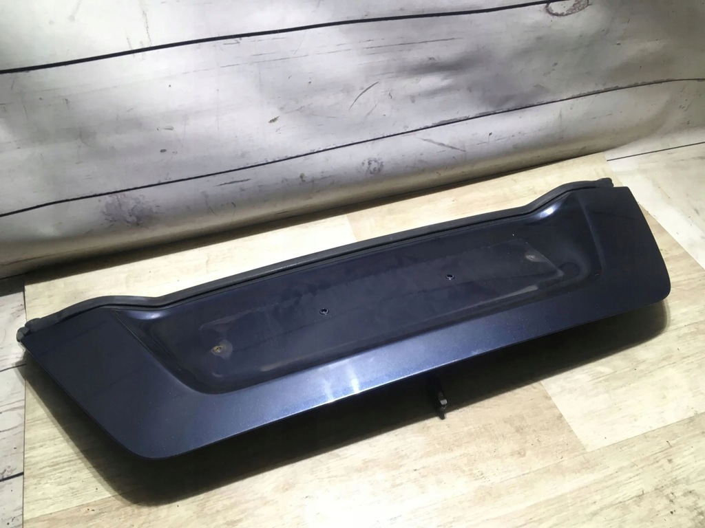 фото №1, Volvo c70 ii 2006 крышка багажника задняя накладка