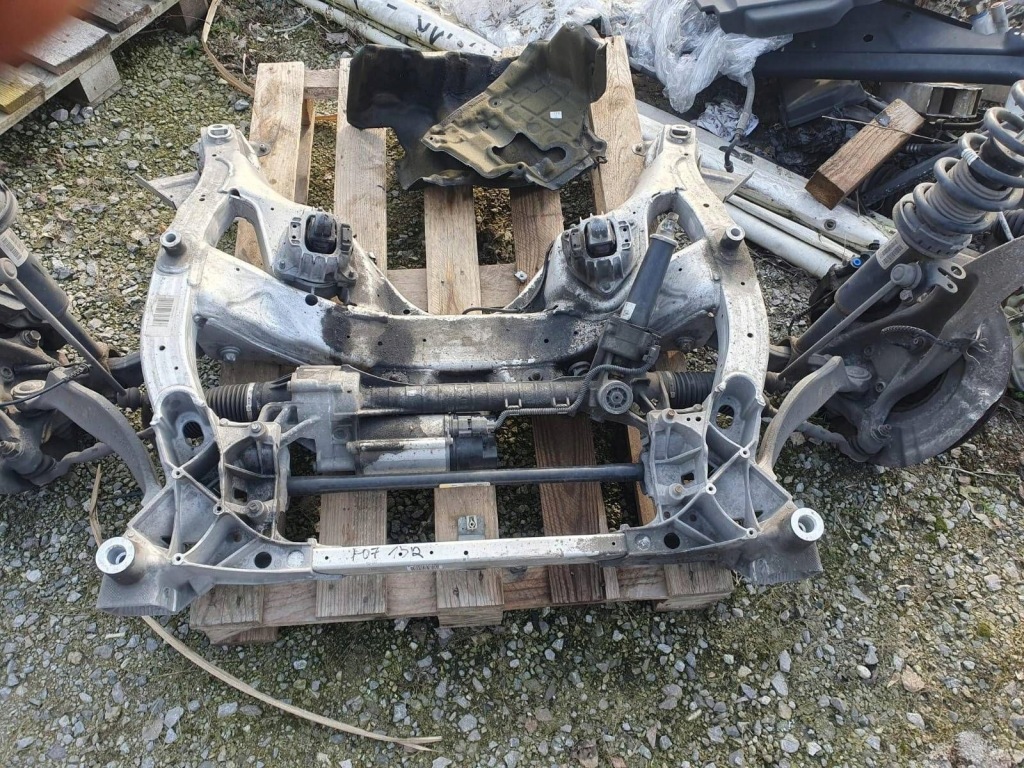 Купить Подрамник подрамник перед bmw f07