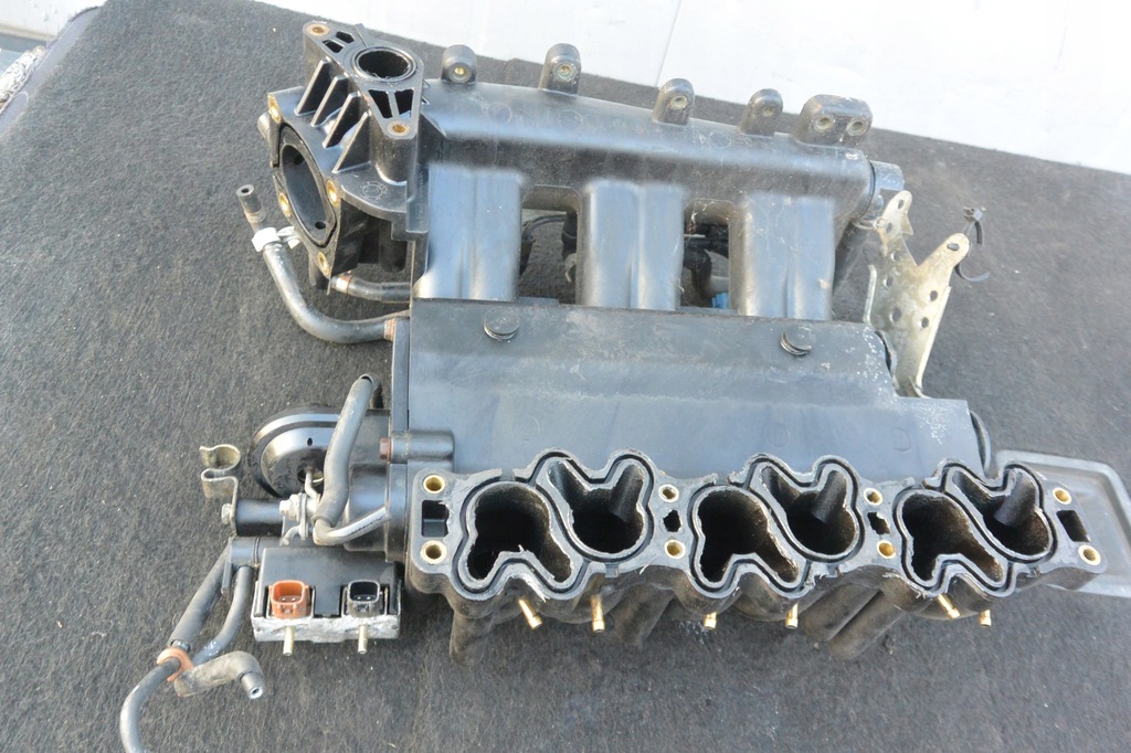 фото №8, Nissan maxima qx a33 коллектор всасывающий 2.0 v6 vq20de