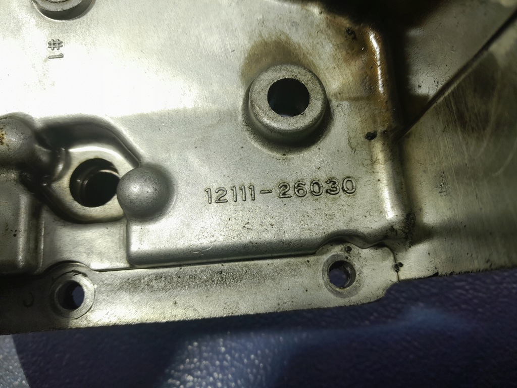 Lexus is 2 2.2 d-cat 2ad-fhv 177 km поддон поддон масляная 12111-26030 в Украине