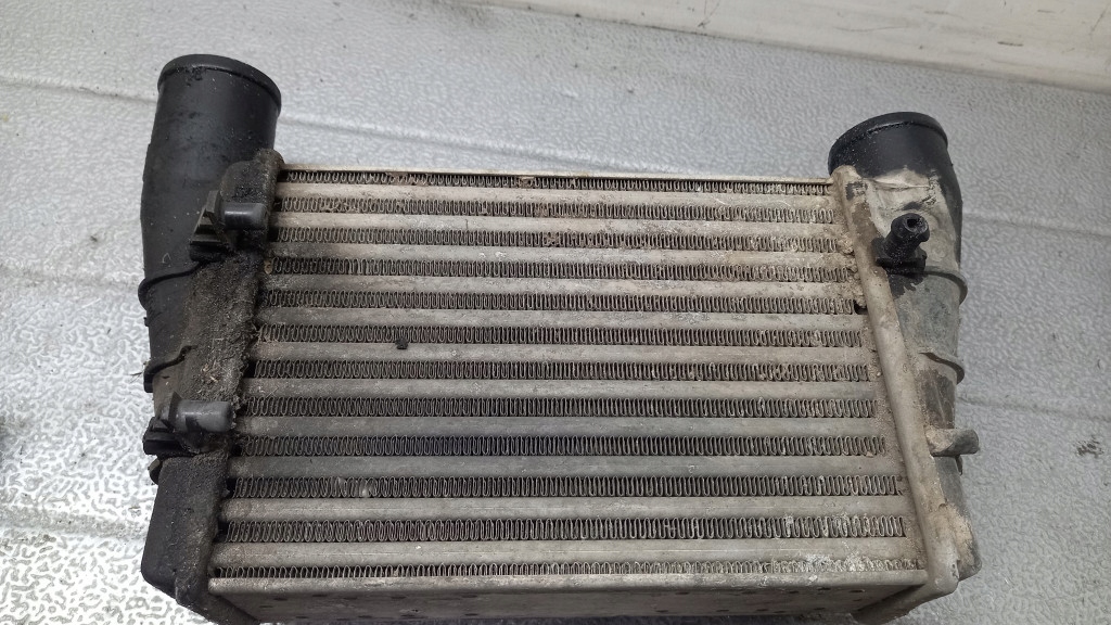 Інтеркулер audi a4 b5 1.9tdi 98r kombi в Україні