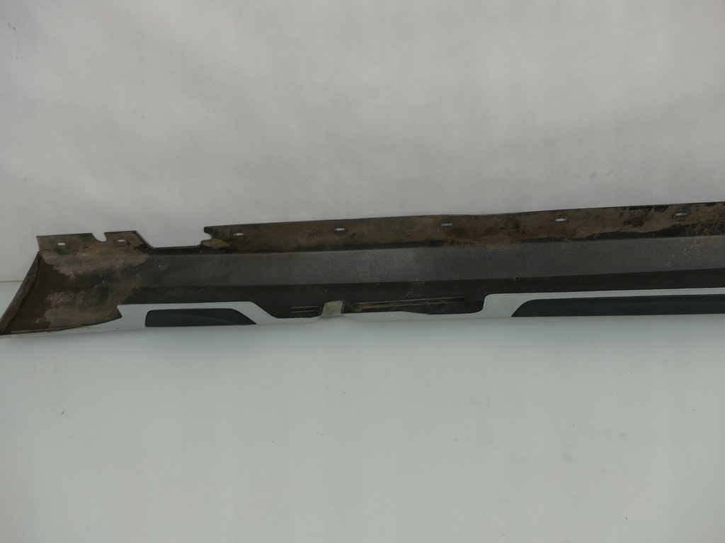 фото №11, Bmw e87 1 молдинг порог правая накладка серебристая