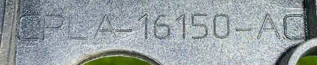 Кронштейн крепления крыла правый  верхний range rover sport l494 cpla16150ac Киев