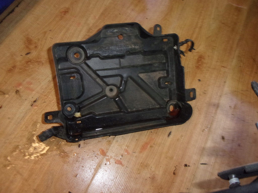 фото №1, Alfa romeo mito основание аккумулятор