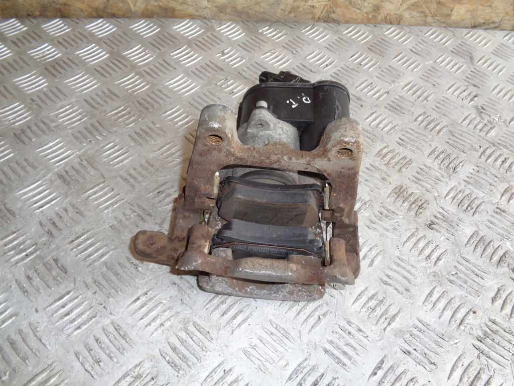 фото №8, Супорт гальмівний правий задня vw passat cc 3.6 310 mm