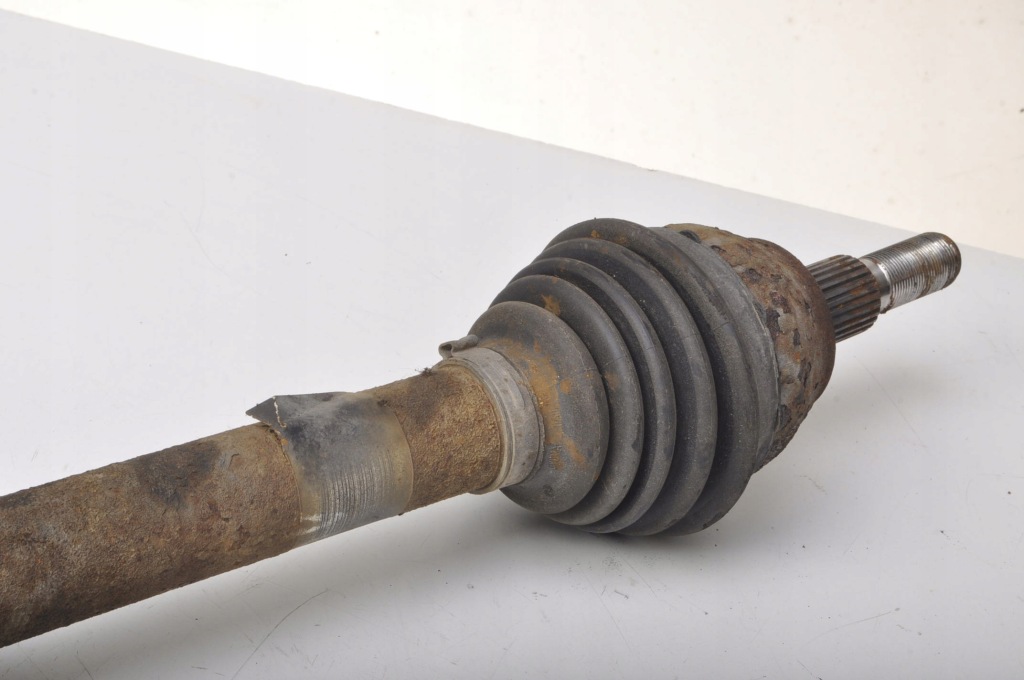 Купити Ford focus mk3 привідний вал права довга av61-3b436-cb