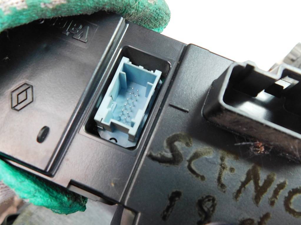 фото №9, Renault scenic ii 2004r панель обдув 69340017