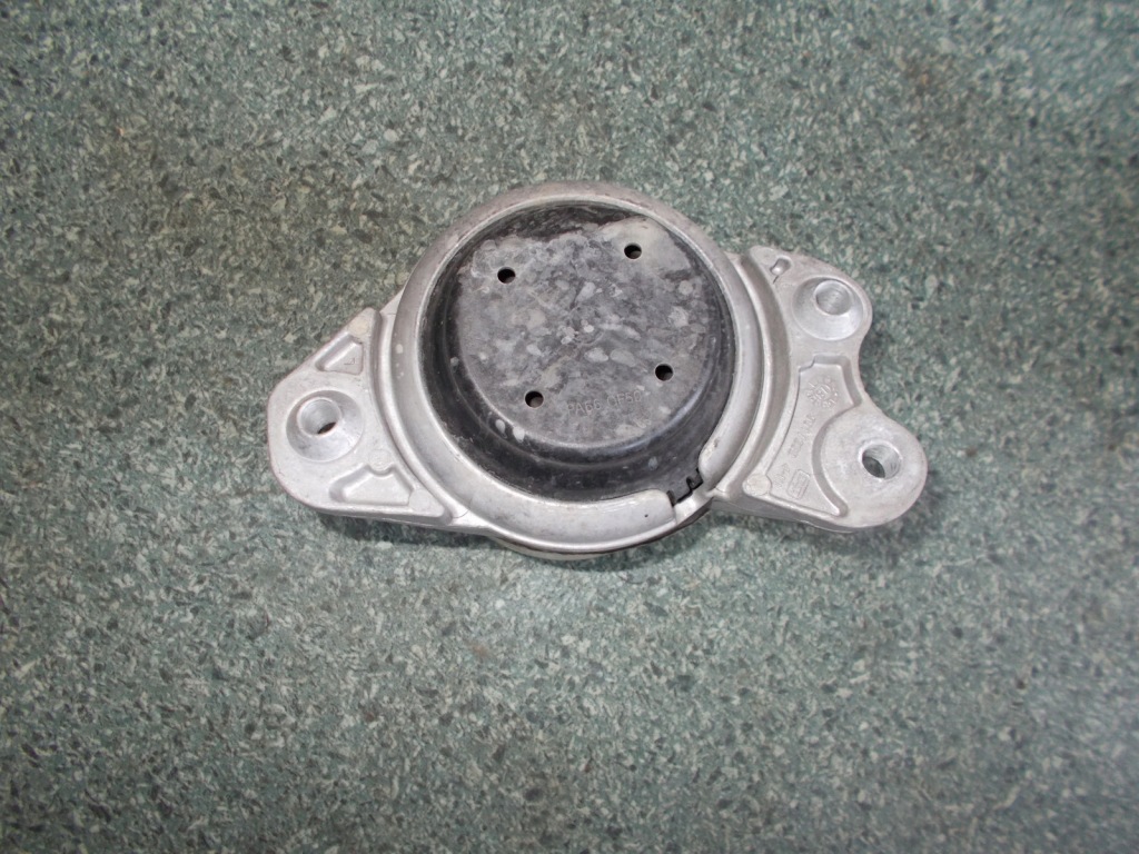 фото №1, Mercedes glc 253 x253 w205 подушка двигуна ліва