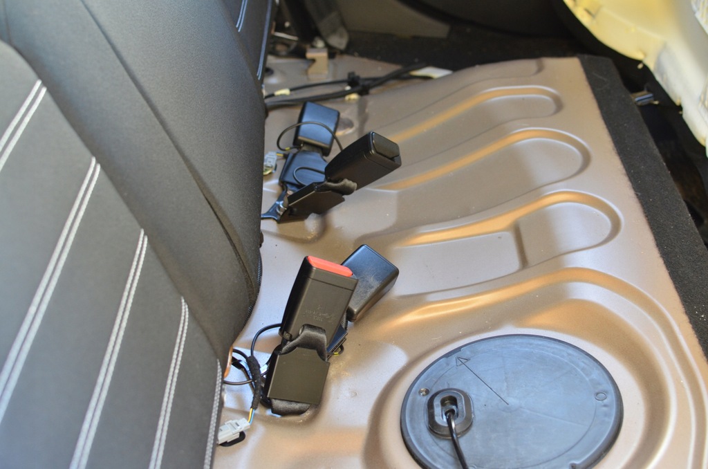 фото №9, Усилитель гнездо ремней dacia sandero 3 / stepway